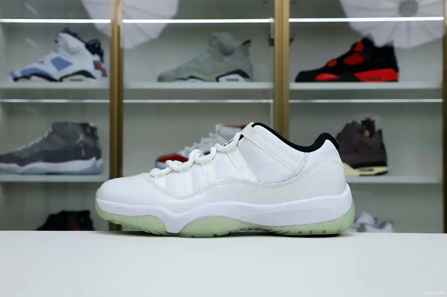 AIR JORDAN RETRO Kimikick LOW 11 BLUE LEGEND 0718